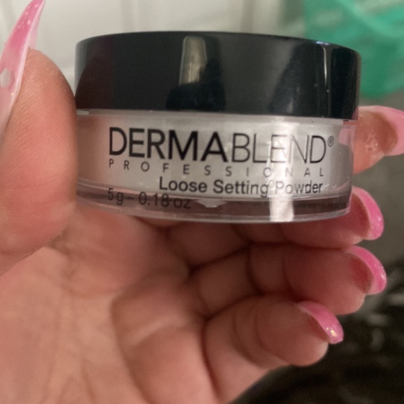 Dermablend - Picture 4 of 4